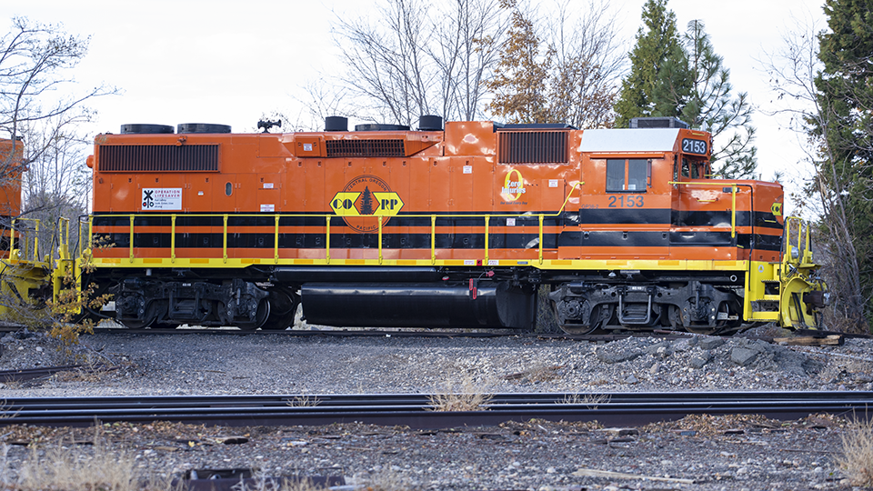 CORP 2153 GP38-2)