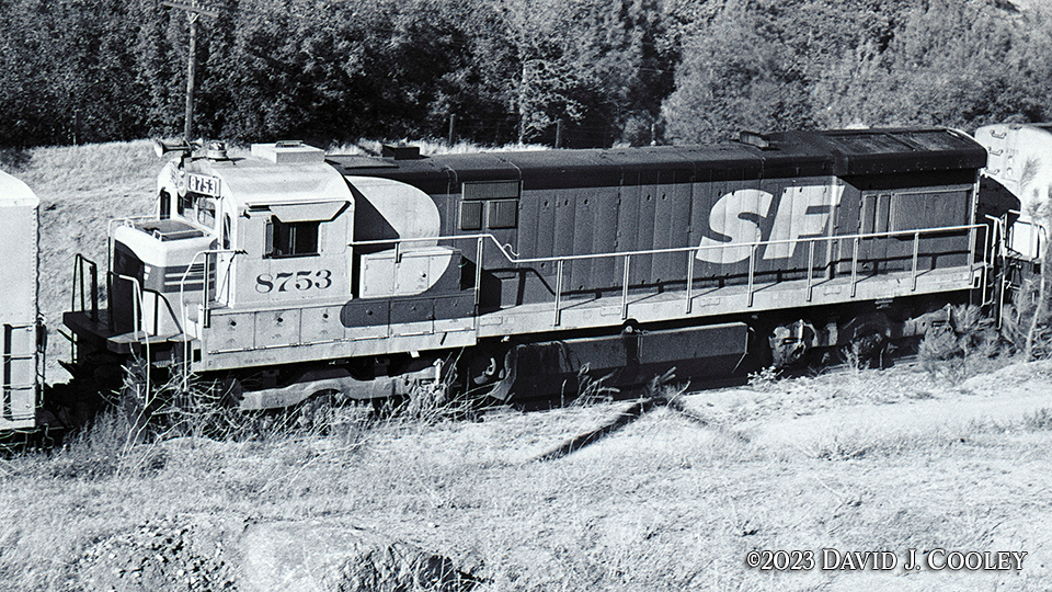 ATSF 8753