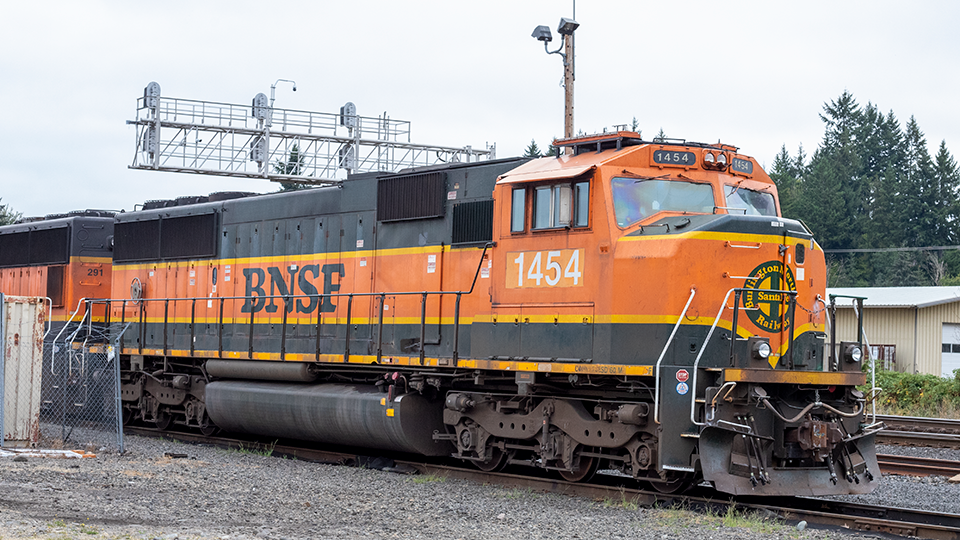 BNSF 1454)