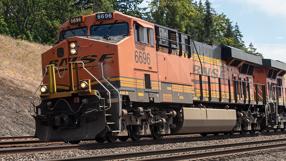 BNSF 4632)