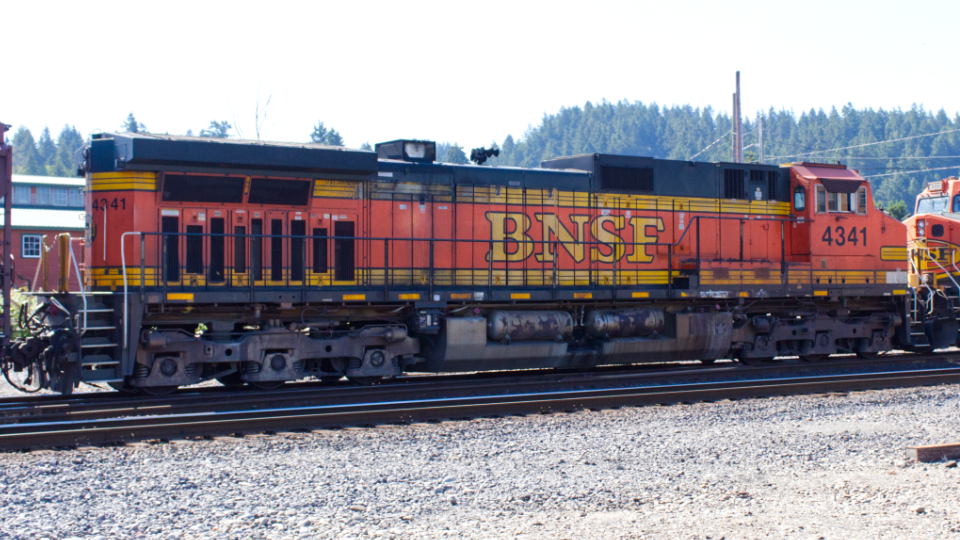 BNSF 4341)